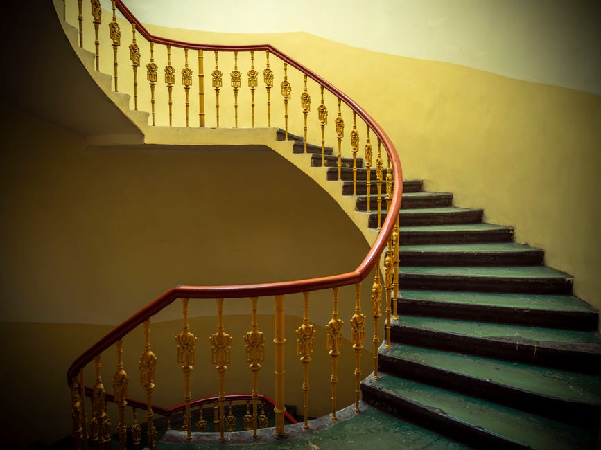 monte-escalier au Plessis-Grammoire