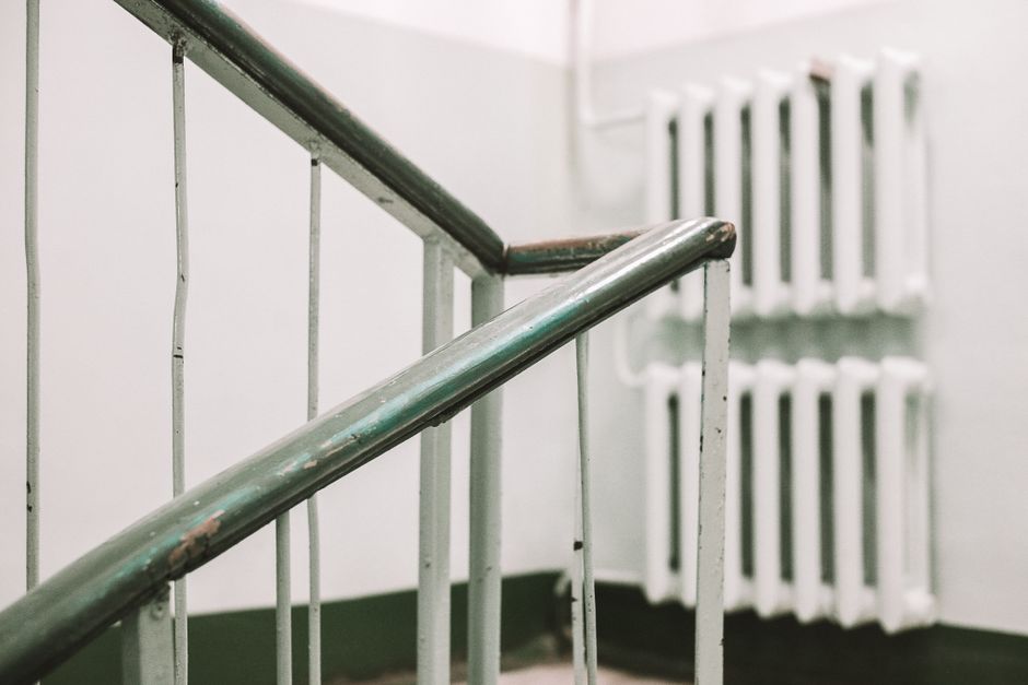 monte-escalier Mayenne